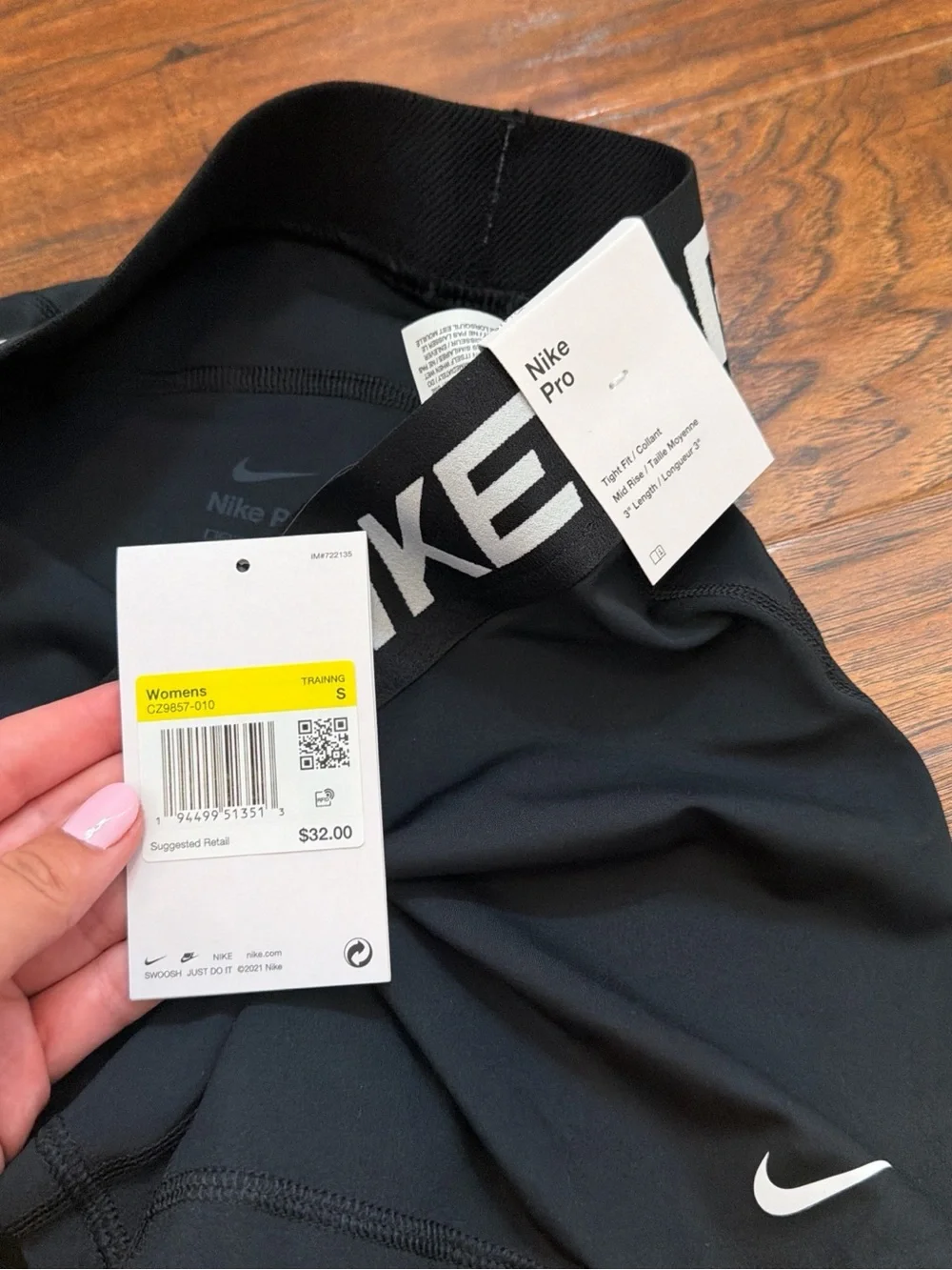Nike Black and White Elastic-Waist Training Shorts